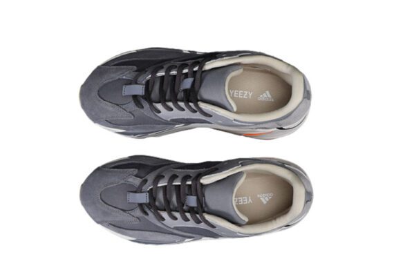 נעלי אדידס-Adidas Yeezy Boost 700-Grey Suit