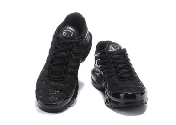 NIKE AIR MAX PLUS TN-BLACK (2)