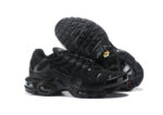 נעלי נייק-NIKE AIR MAX PLUS TN-BLACK