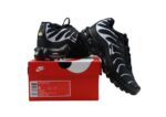 נעלי נייק-NIKE AIR MAX PLUS TN-BLACK-GRAY LOGO