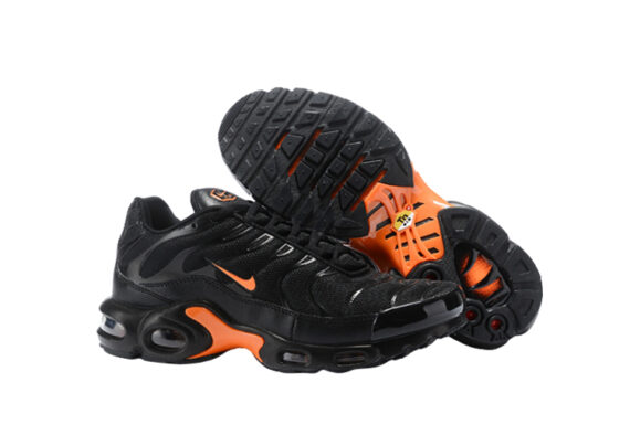נעלי נייק-NIKE AIR MAX PLUS TN-BLACK-ORANGE COMBO