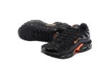 נעלי נייק-NIKE AIR MAX PLUS TN-BLACK-ORANGE COMBO