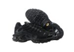 נעלי נייק-NIKE AIR MAX PLUS TN-DARK BLACK