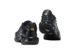 נעלי נייק-NIKE AIR MAX PLUS TN-DARK BLACK