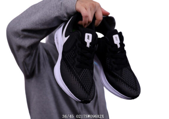 נעלי נייק-NIKE AIR ZOOM VOMERO W6-Black-White