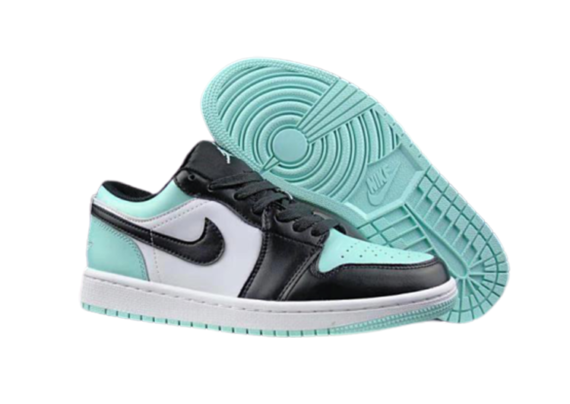 נעלי נייק-NIKE AIR JORDAN 1 LOW WHITE-BLACK-LIGHT BLUE