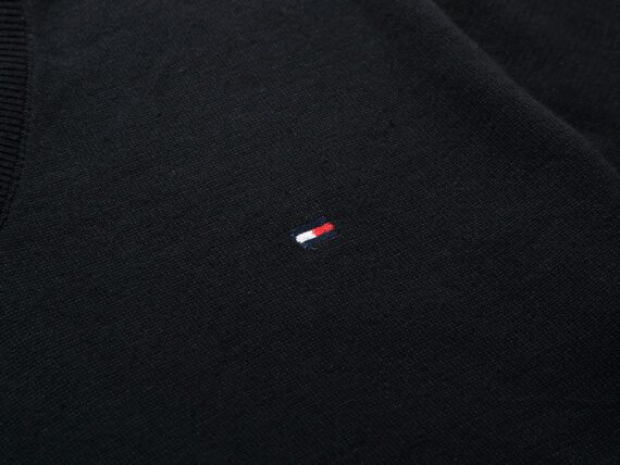 טומי הילפיגר-TOMMY TSHIRT MEN'S LONG V - Black