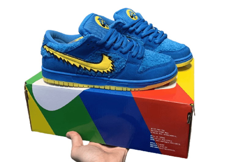 NIKE SB DUNK LOW PRO QS – Blue & Yellow Logo (8)