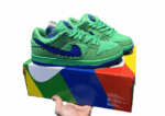נעליי נייק-NIKE SB DUNK LOW PRO QS - Hippie Green & Blue Logo