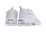 נעליי נייק-Nike x Stussy Air zoom - White
