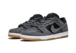 נעליי נייק-NIKE SB DUNK LOW PRO QS - Gray & Black