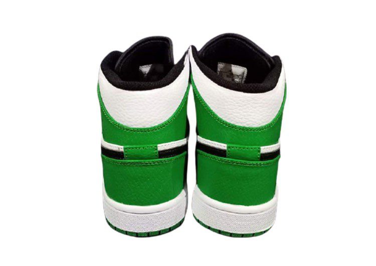 נעלי נייק-NIKE AIR MAX JORDAN HIGH - Black Forest Green & White
