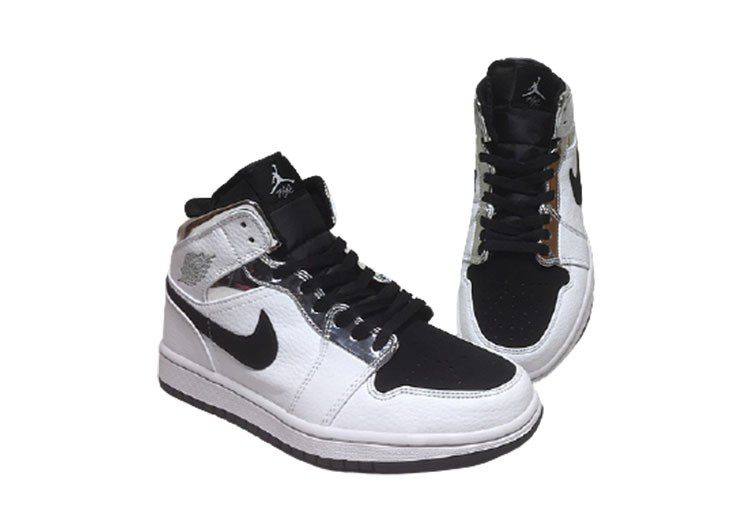 נעלי נייק-NIKE AIR MAX JORDAN HIGH - Black Russian & White