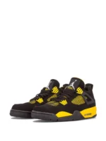 NIKE Air Jordan 4 Retro "Thunder" sneakers