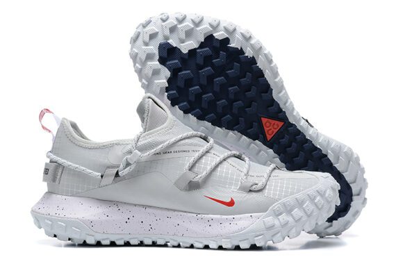 NEW Nike ACG Mountain Fly Low Gore-Tex Shoes Olympic Team USA Exclusive / Men 10