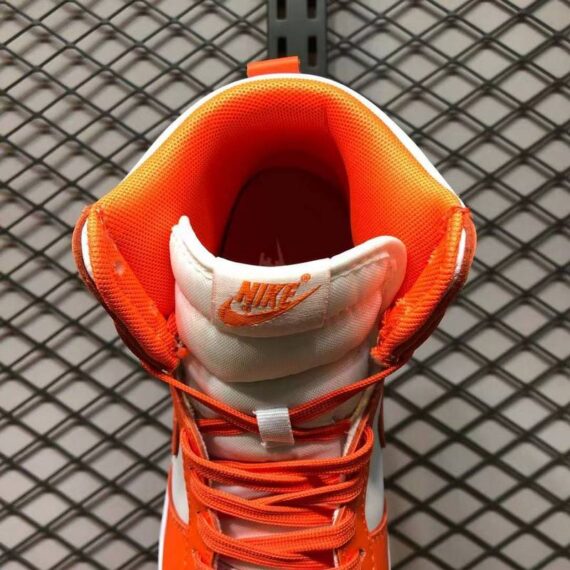 נייק דאנק- NIKE DUNK HIGH Red White