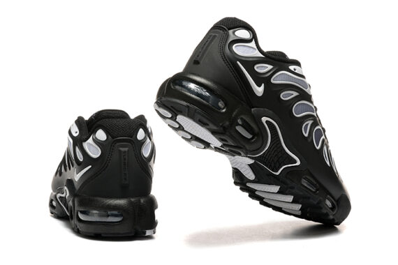 נעלי נייק- NIKE AIR MAX PLUS DRIFT Black White
