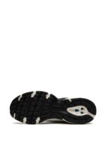 סניקרס ניו באלאנס NEW BALANCE 530 White/Black/Gold-tone